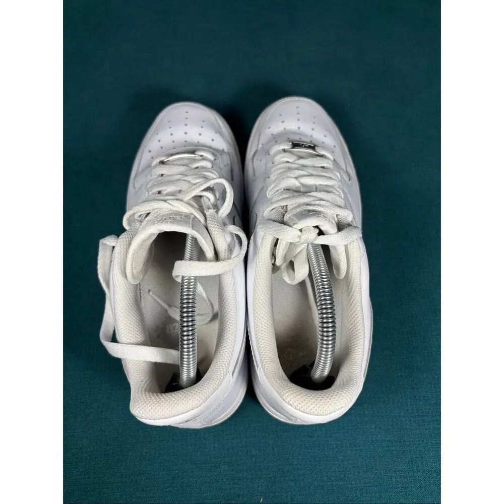 Nike Air Force 1 Low ‘07 Triple White DD8959-100 Women’s Size 9
